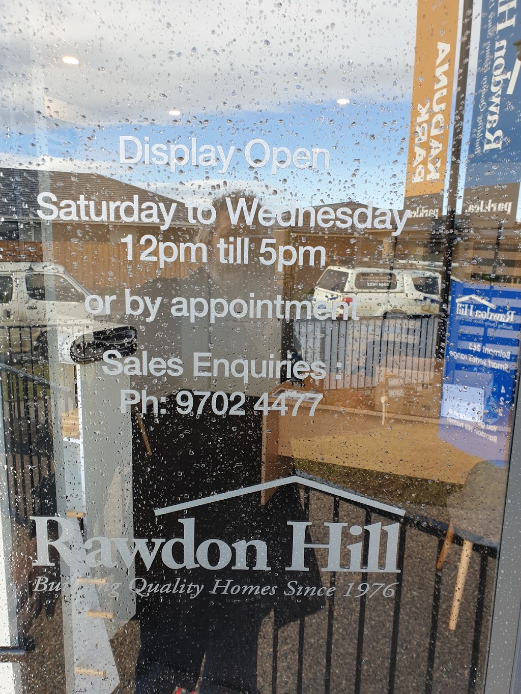 Rawdon Hill Display Home - Kaduna Park Estate Officer South | 3 Chaffey Grove, Officer South VIC 3809, Australia | Phone: (03) 9702 3844