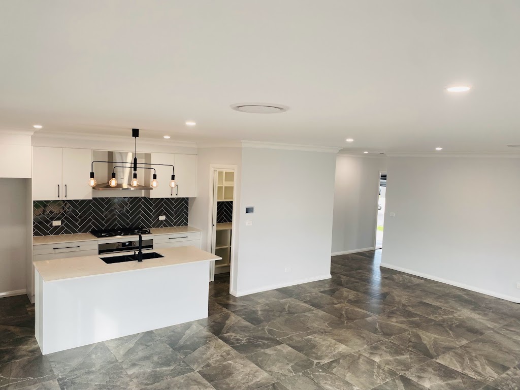 Lamb Constructions Pty Ltd | Rodeo drive, Hillvue NSW 2340, Australia | Phone: 0409 455 833