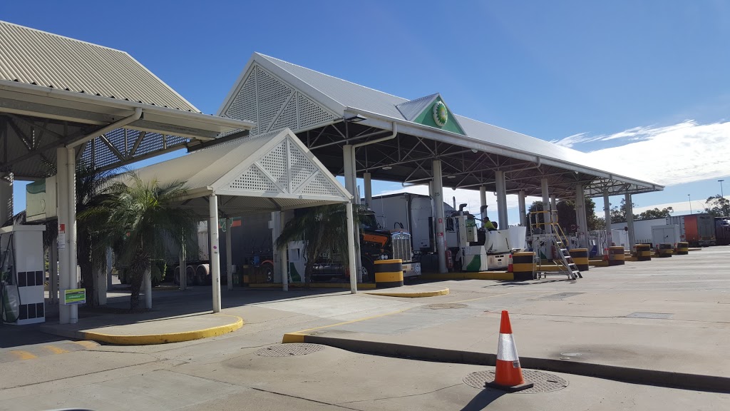 BP | gas station | Lot 11 Cunningham Hwy, Goondiwindi QLD 4390, Australia | 0746711377 OR +61 7 4671 1377