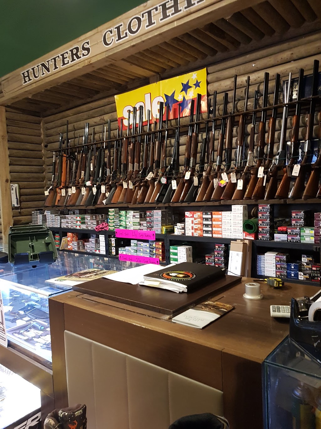Mialls Gun Shop | 59-61 Playne St, Frankston VIC 3199, Australia | Phone: (03) 9783 1576