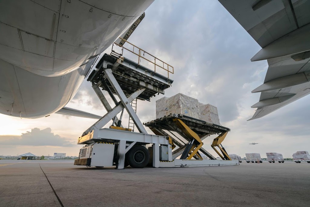 Hellmann Worldwide Logistics | store | Perth Cargo Centre, Unit 2 Sugarbird Lady Rd, Perth Airport WA 6105, Australia | 0894792121 OR +61 8 9479 2121