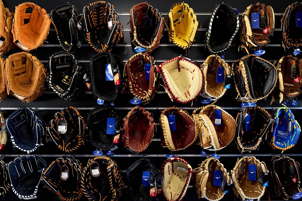 Base 2 Base Sports | unit 6/8 Pinter Dr, Southport QLD 4215, Australia | Phone: 0421 351 325