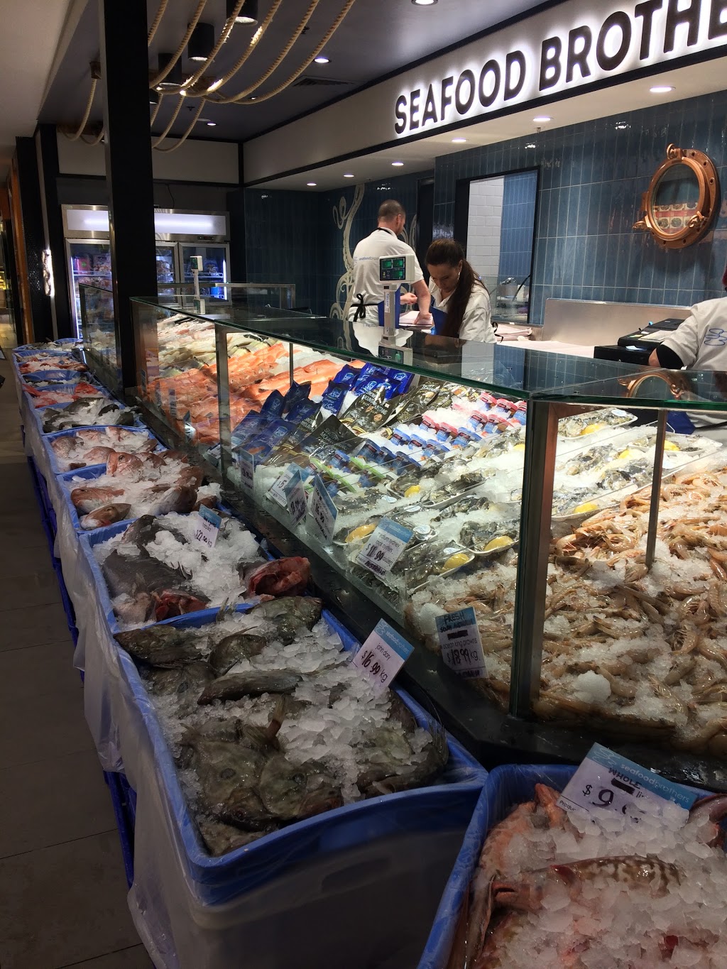 Seafood Brothers | store | Shop 22-23 Figtree Grove, 19 Princes Highway, Figtree NSW 2525, Australia | 0242068446 OR +61 2 4206 8446