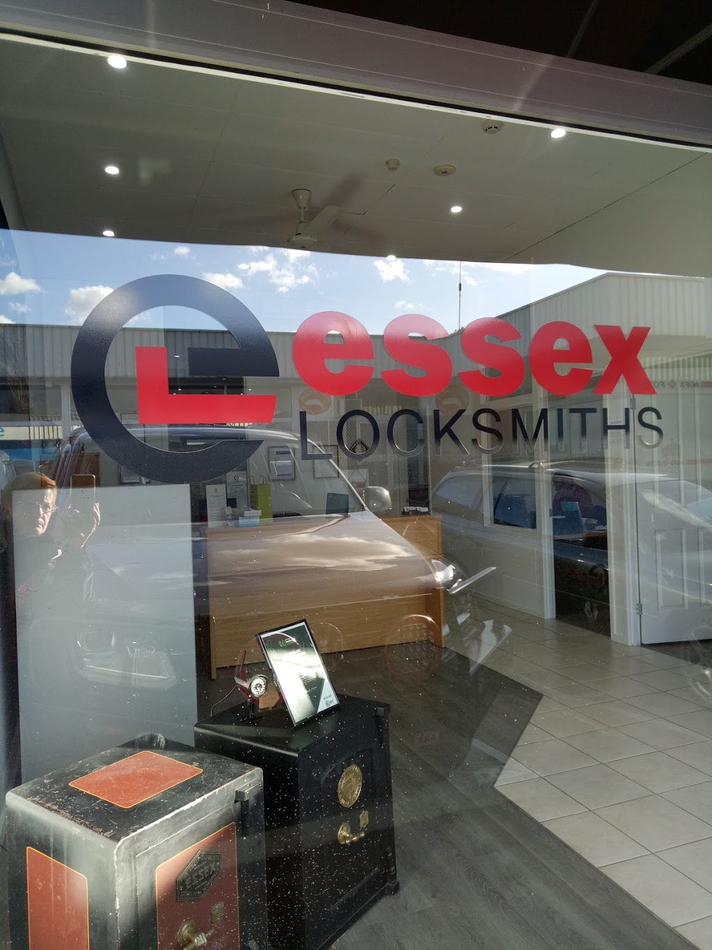 Essex Locksmiths | locksmith | 5/9 Brookes St, Mitchell ACT 2911, Australia | 0400308322 OR +61 400 308 322