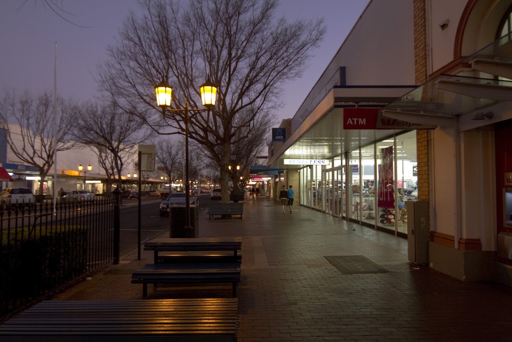 Best&Less dubbo | 95 Macquarie St, Dubbo NSW 2830, Australia | Phone: (02) 5854 9671
