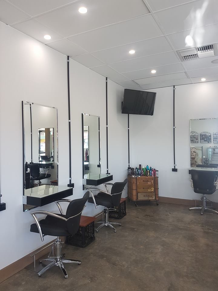 Acqua Lounge Hair Studio | hair care | Findon Fair, 1/115 Findon Road, Woodville South SA 5011, Australia | 0883451357 OR +61 8 8345 1357