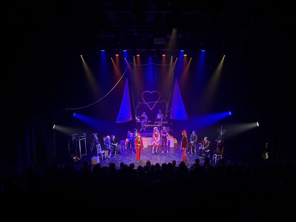 Beryl Jane Flett Studio | 33 Manning River Dr, Taree NSW 2430, Australia | Phone: (02) 7955 7073