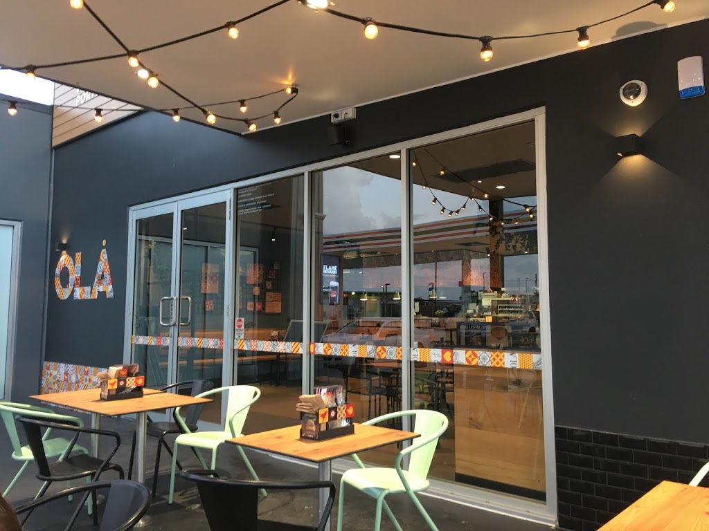 Oporto | restaurant | Tenancy 2, Seven Eleven- Rothwell Village, Cnr Deception Bay &, Morris Rd, Rothwell QLD 4022, Australia | 0730741956 OR +61 7 3074 1956