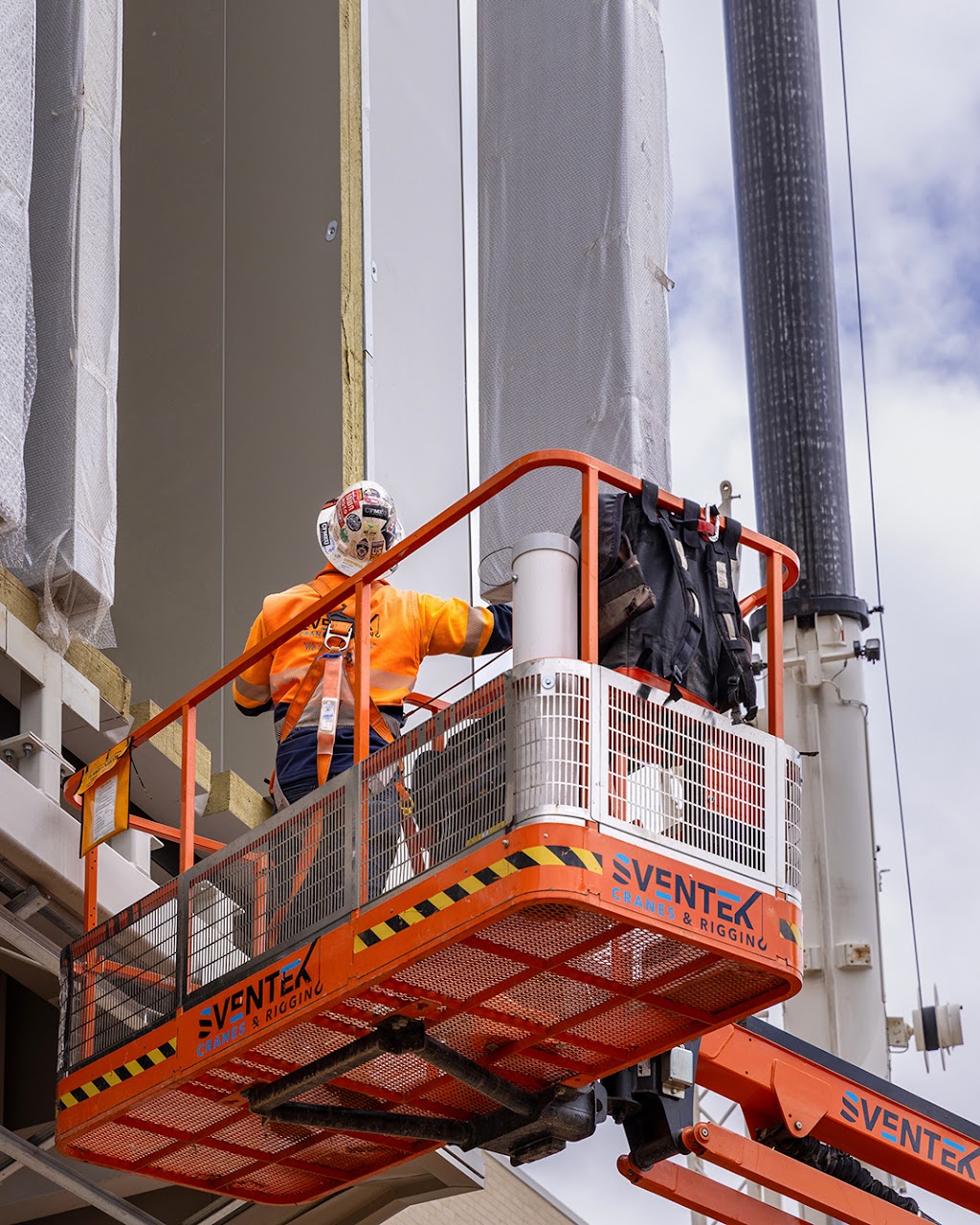 Sventek Cranes & Rigging PTY LTD | 10 Hillbrick Rd, Garfield VIC 3814, Australia | Phone: (03) 5629 1064