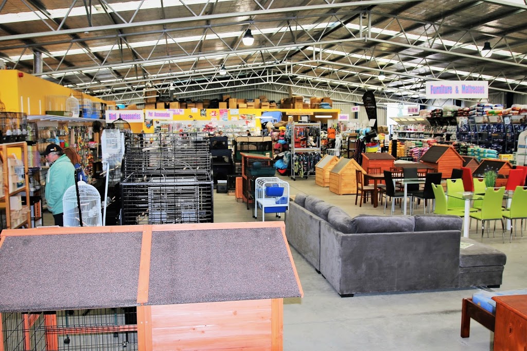 Warehouse Traders | pet store | 76 Mersey Main Rd, Spreyton TAS 7310, Australia | 0364272996 OR +61 3 6427 2996