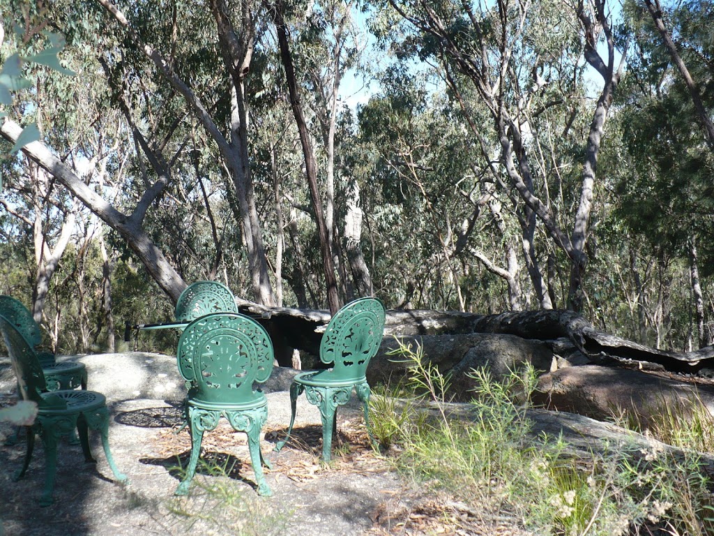Mount Tully Cottage | 627 Mount Tully Rd, Stanthorpe QLD 4380, Australia | Phone: 1800 777 041