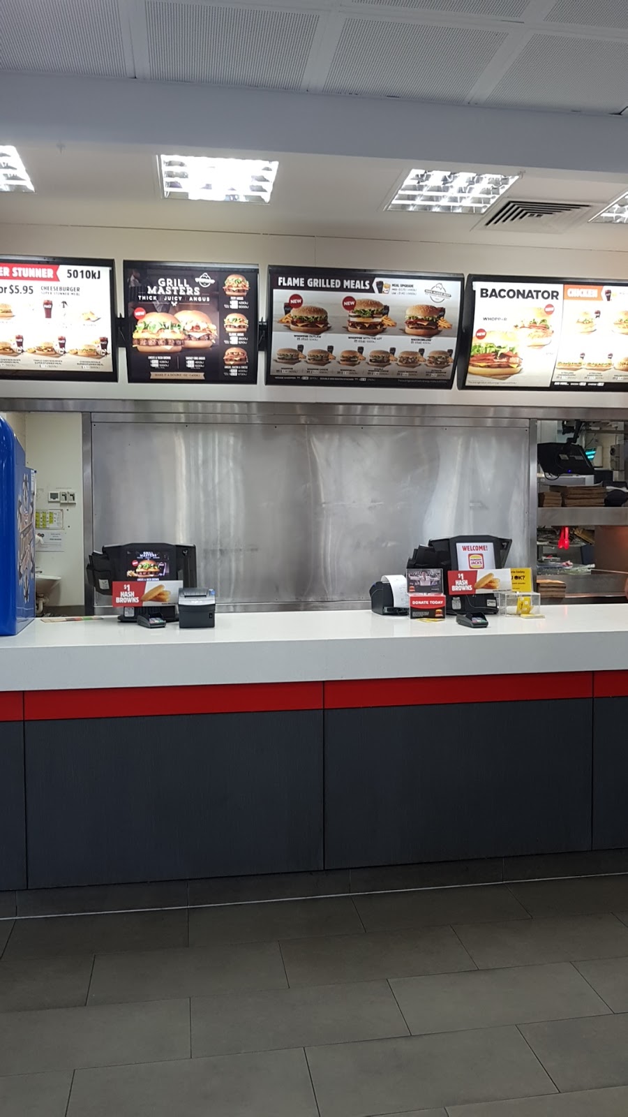 Hungry Jacks Burgers Rockhampton | meal takeaway | 1 High St, Rockhampton QLD 4558, Australia | 0749261533 OR +61 7 4926 1533