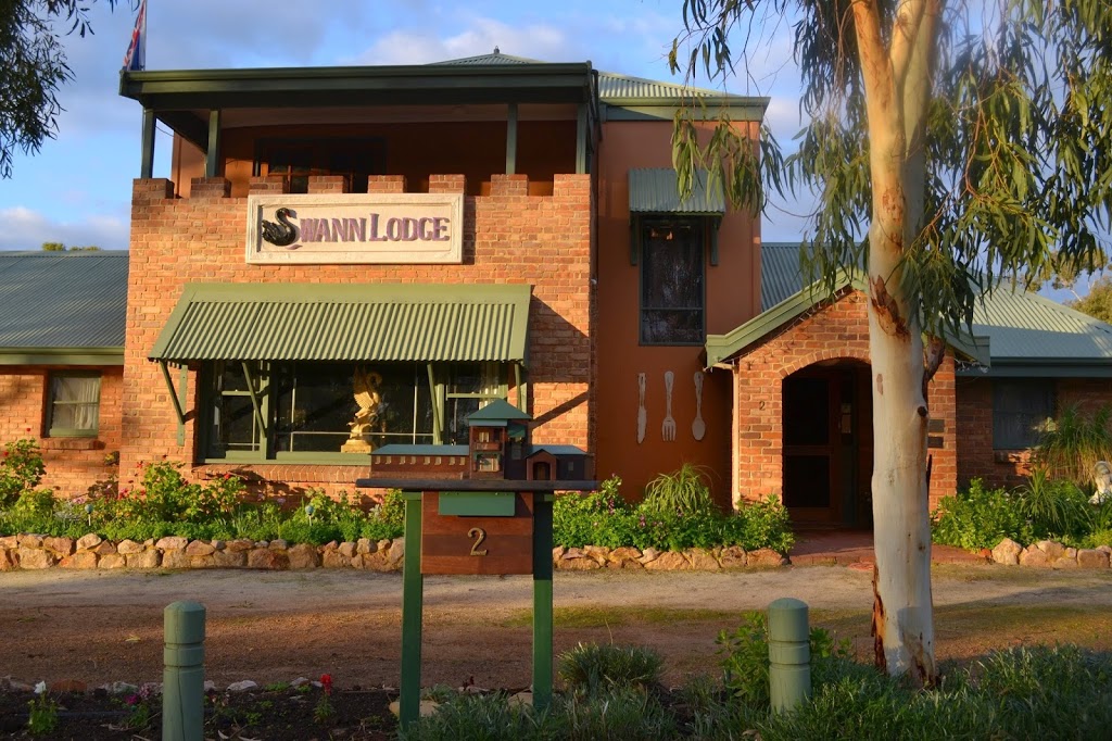 Swann Lodge B&B | lodging | 2 Newcastle St, York WA 6302, Australia | 0896412044 OR +61 8 9641 2044