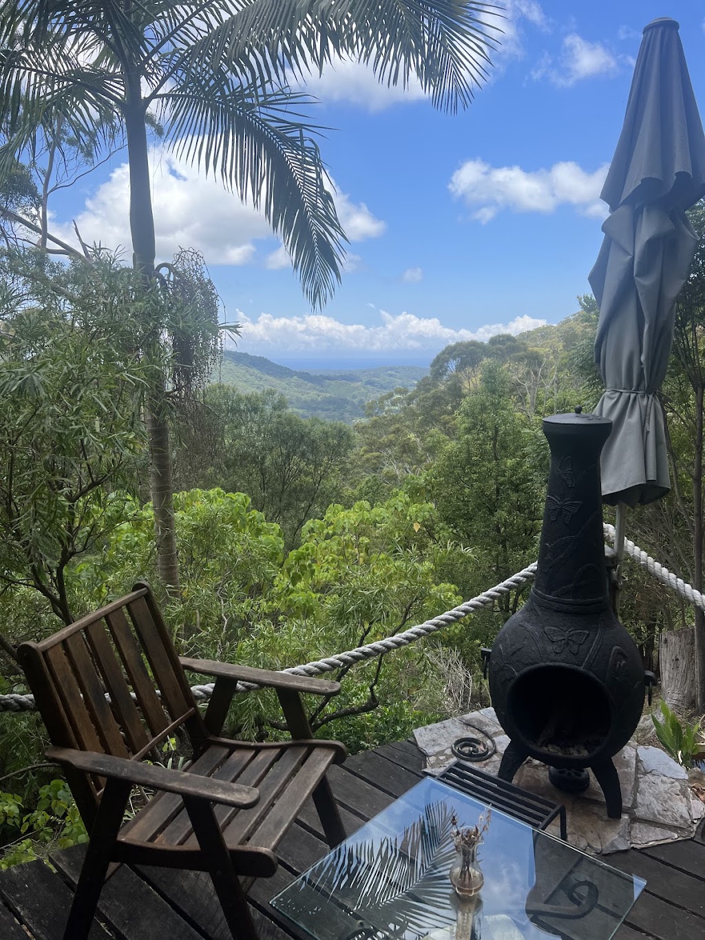 Treehouse in The Pocket | 333 Skyline Rd, Middle Pocket NSW 2483, Australia | Phone: 0415 949 636