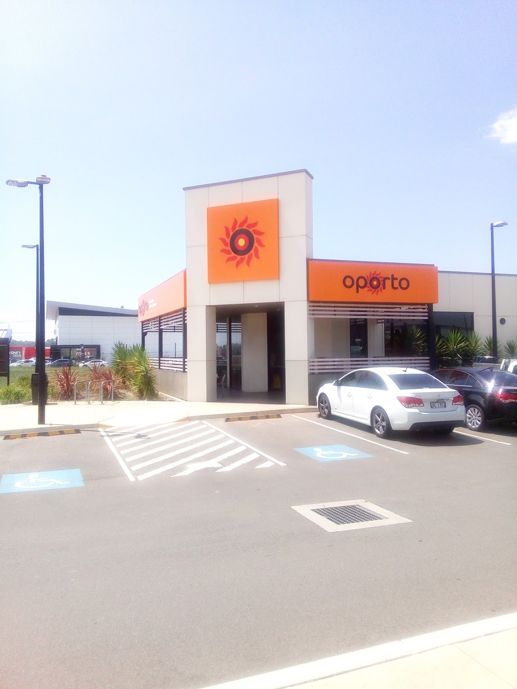 Oporto | restaurant | 3 Lasso Rd, Gregory Hills NSW 2557, Australia | 0426128566 OR +61 426 128 566