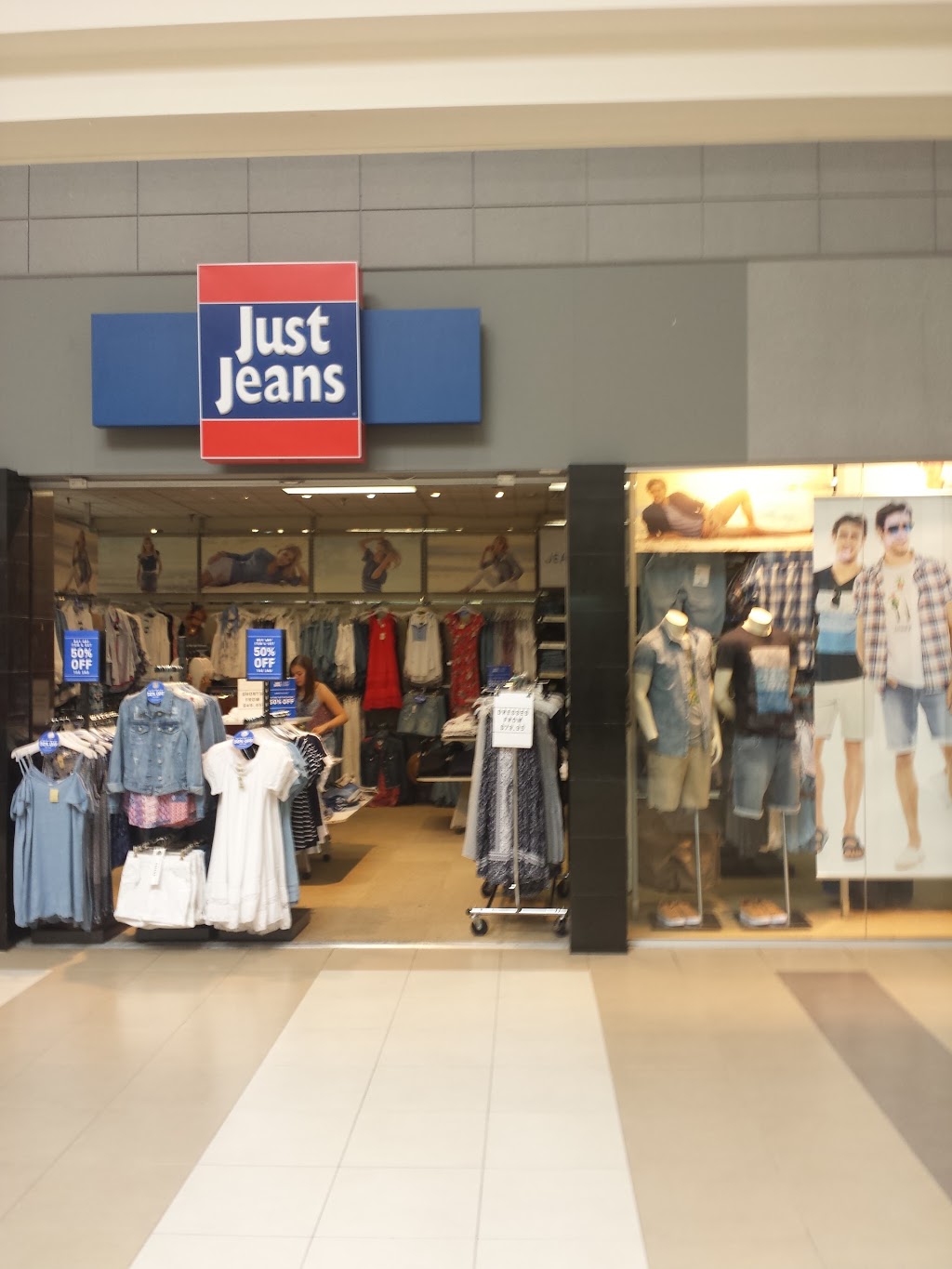 Just Jeans | clothing store | Figtree Grove Shopping Centre, 28/19 Princes Hwy, Figtree NSW 2525, Australia | 0242263231 OR +61 2 4226 3231