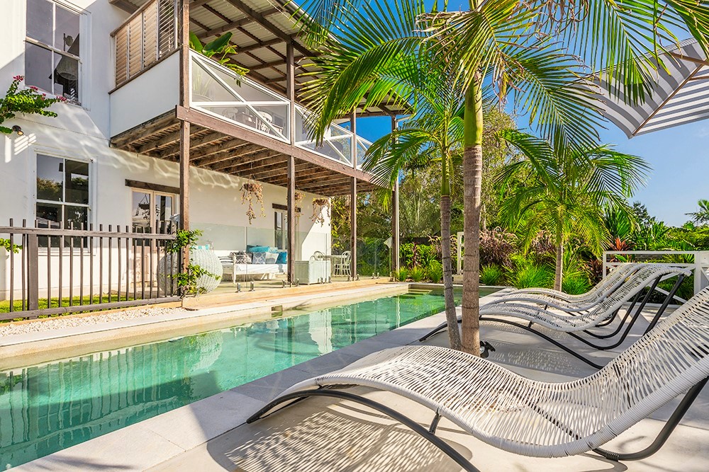 Pacifique on Pacific ~ Luxury Villa Byron Bay | Pacific Vista Dr, Byron Bay NSW 2481, Australia | Phone: 0468 317 618