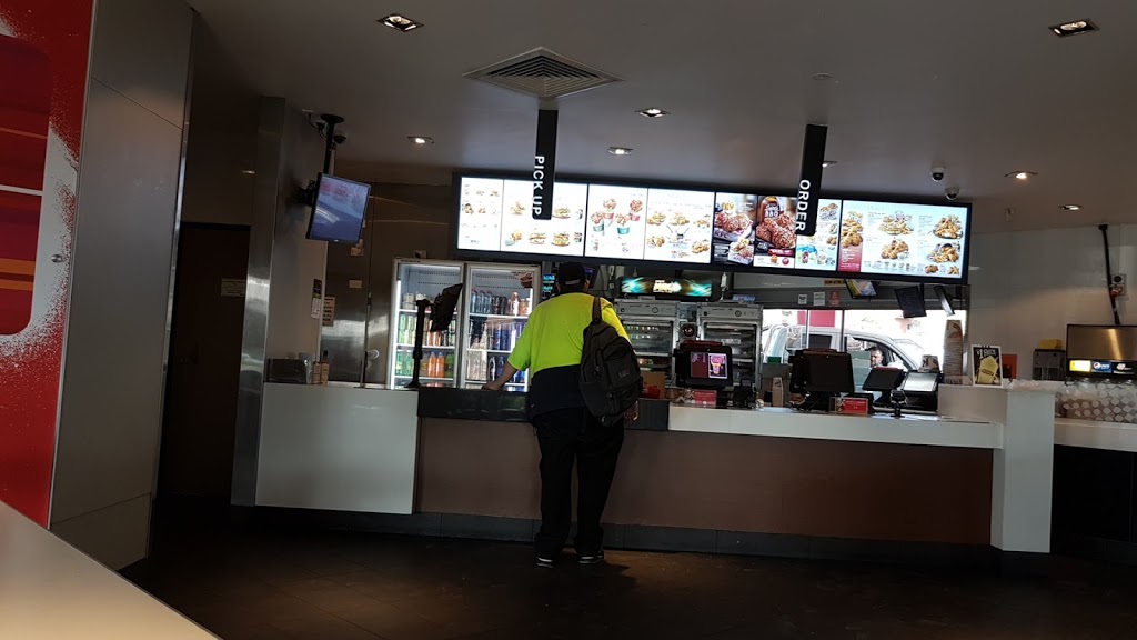 KFC Wentworthville | meal takeaway | 49 Old Prospect Rd, Wentworthville NSW 2145, Australia | 0298961565 OR +61 2 9896 1565