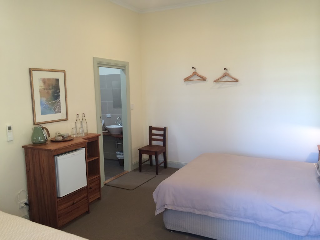 Andys Guest House | lodging | 98 Queen St, Barraba NSW 2347, Australia | 0267821916 OR +61 2 6782 1916