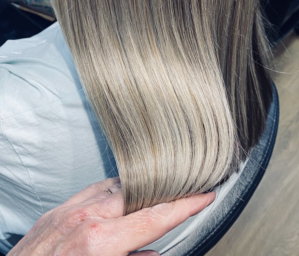Hibiscus Coast Hair & Beauty | 11 Pilchowski St, Seaforth QLD 4741, Australia | Phone: 0419 965 270
