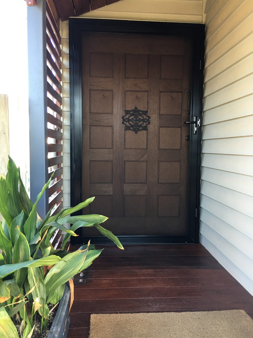K&B Security Doors and Shutters | home goods store | 15 Meakin Rd, Meadowbrook QLD 4131, Australia | 0732009152 OR +61 7 3200 9152