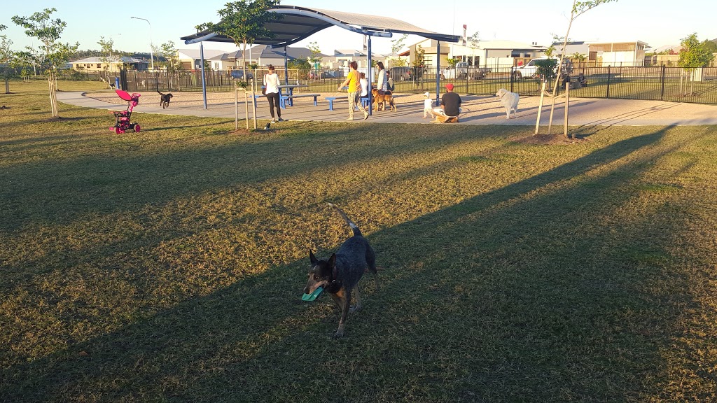 Sanctum Dog Park | park | 101 Sanctum Blvd, Mount Low QLD 4818, Australia