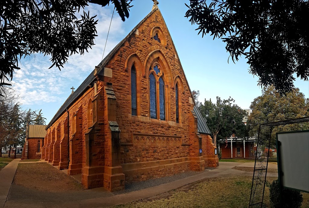 Catholic Church | church | 13 Johnson St, Forbes NSW 2871, Australia | 0268522213 OR +61 2 6852 2213