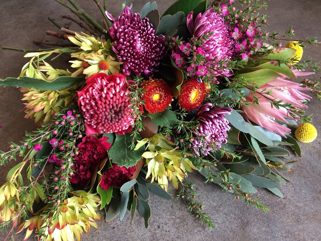 Hello Petal Flowers | florist | 4/78-80 Princes Hwy, Fairy Meadow NSW 2519, Australia | 0242845831 OR +61 2 4284 5831