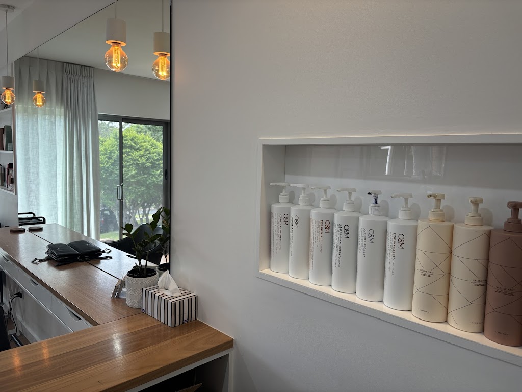 Become hair and makeup | 14 Forest Cl, Boambee NSW 2450, Australia | Phone: 0432 246 507