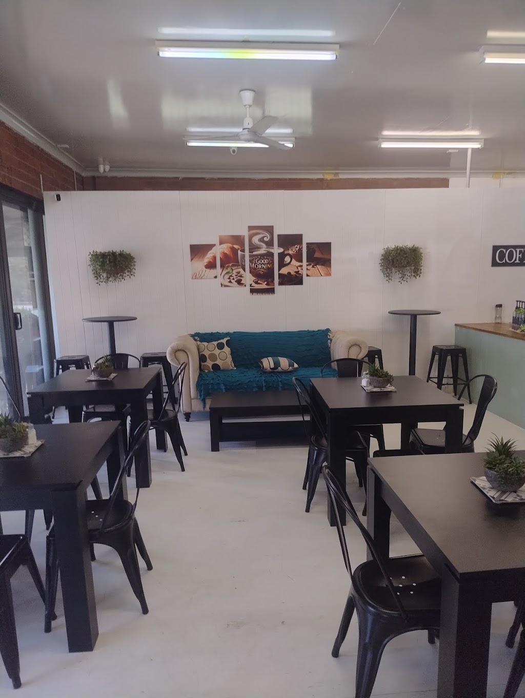 Willowbank Cafe | Shop 1/20 Oneills Rd, Willowbank QLD 4306, Australia | Phone: (07) 5464 2320