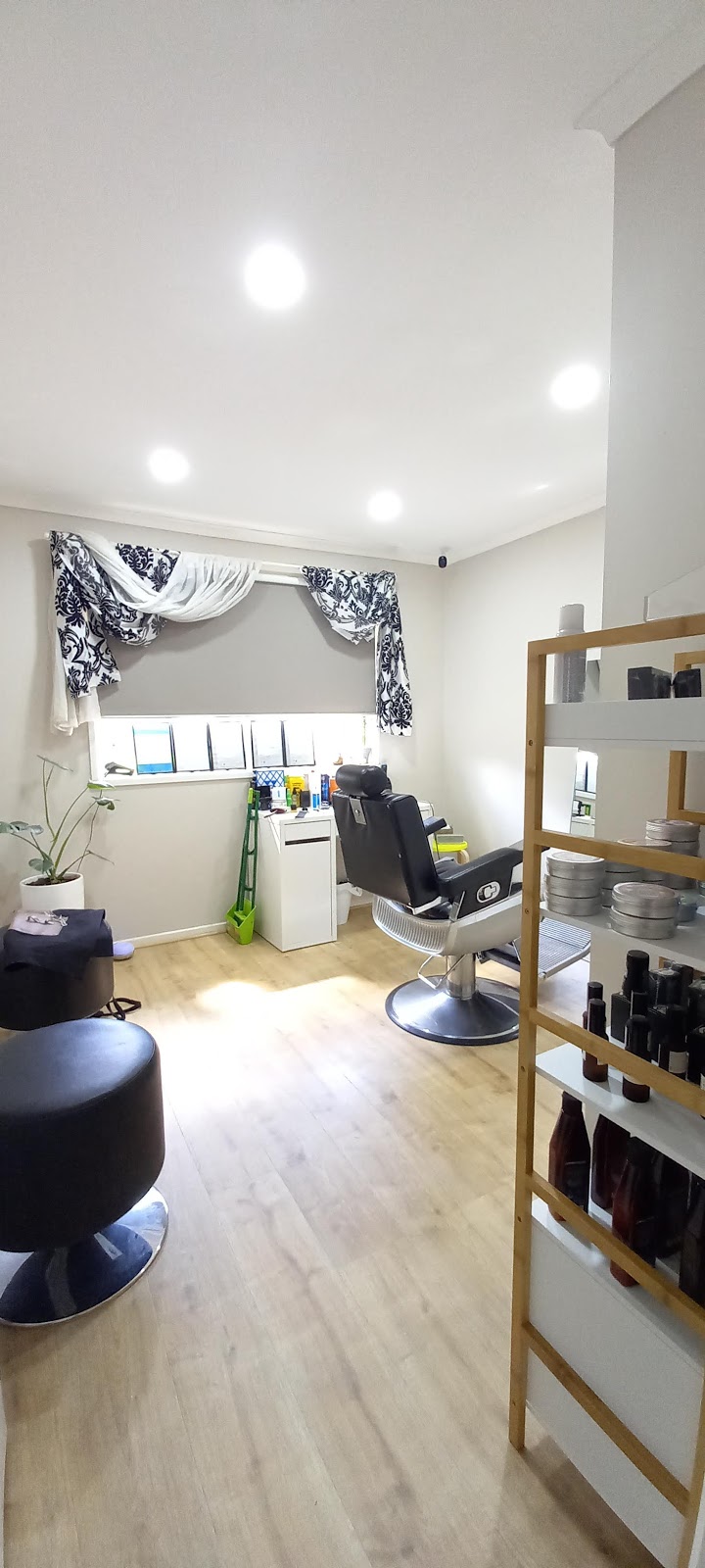 Berwick Barber | hair care | 6 Theodore Terrace, Berwick VIC 3806, Australia | 0402103416 OR +61 402 103 416