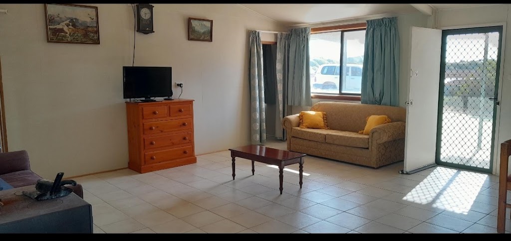 Fowlers Bay Accommodation | 18 Swan Terrace, Fowlers Bay SA 5690, Australia | Phone: 0401 447 562