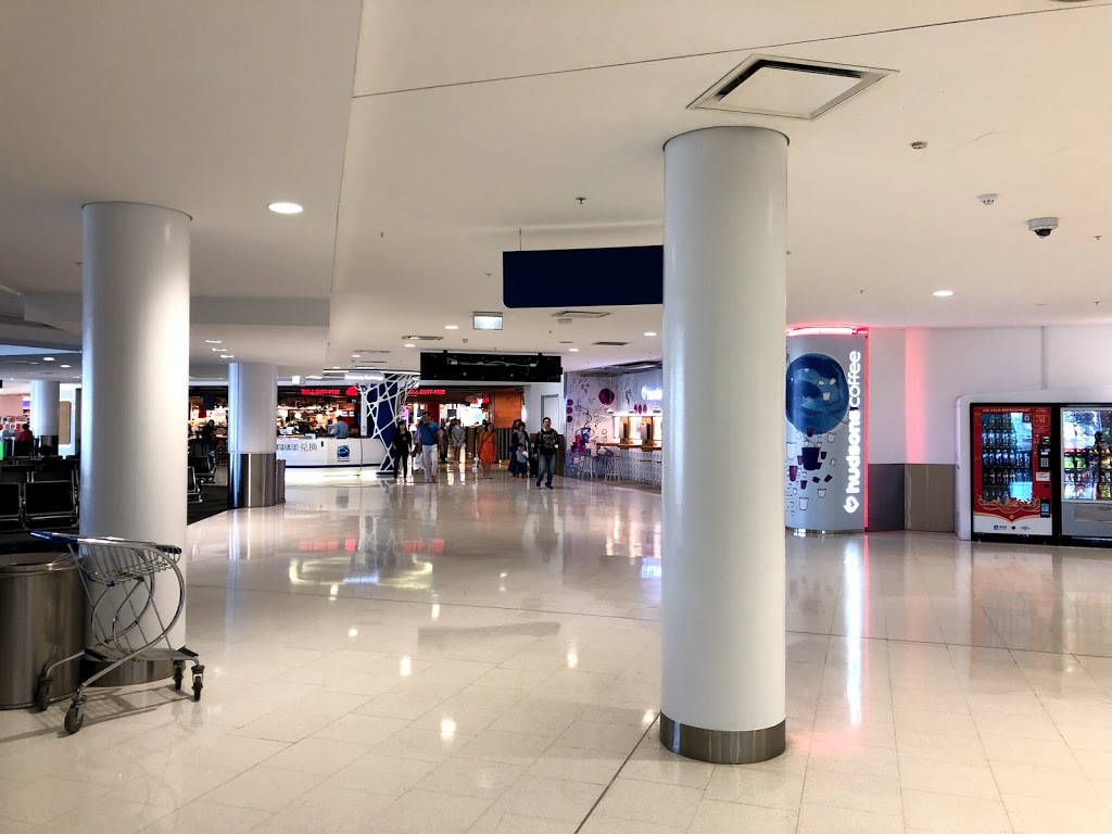 WHSmith - Sydney T1 (Gate 10) | Pier A, T1 International Terminal, Sydney International Airport, Mascot NSW 2020, Australia | Phone: (02) 9667 9803