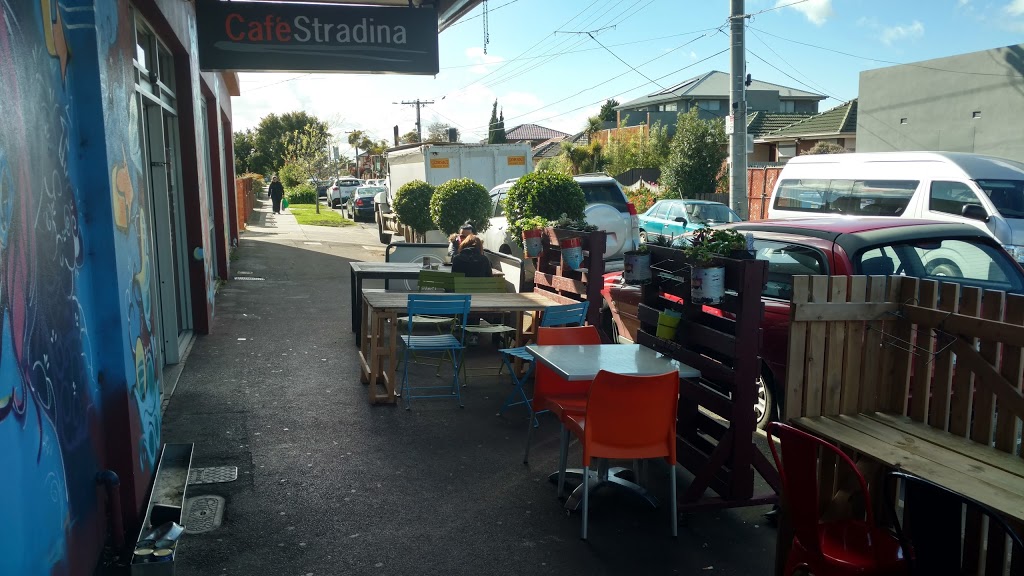 Cafe Stradina & West Street Deli | 22 Eileen St, Hadfield VIC 3046, Australia | Phone: (03) 9304 3587