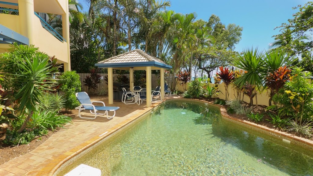 On The Beach Holiday Apartments | real estate agency | 49-51 Vasey Esplanade, Trinity Beach QLD 4879, Australia | 0740577555 OR +61 7 4057 7555