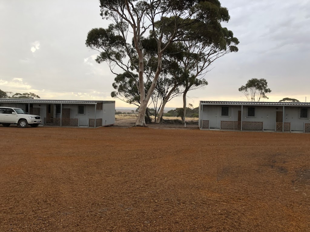 The Silos - Wave Rock Short Stay |  | 2952 Aylmore Rd, Hyden WA 6359, Australia | 0400488821 OR +61 400 488 821