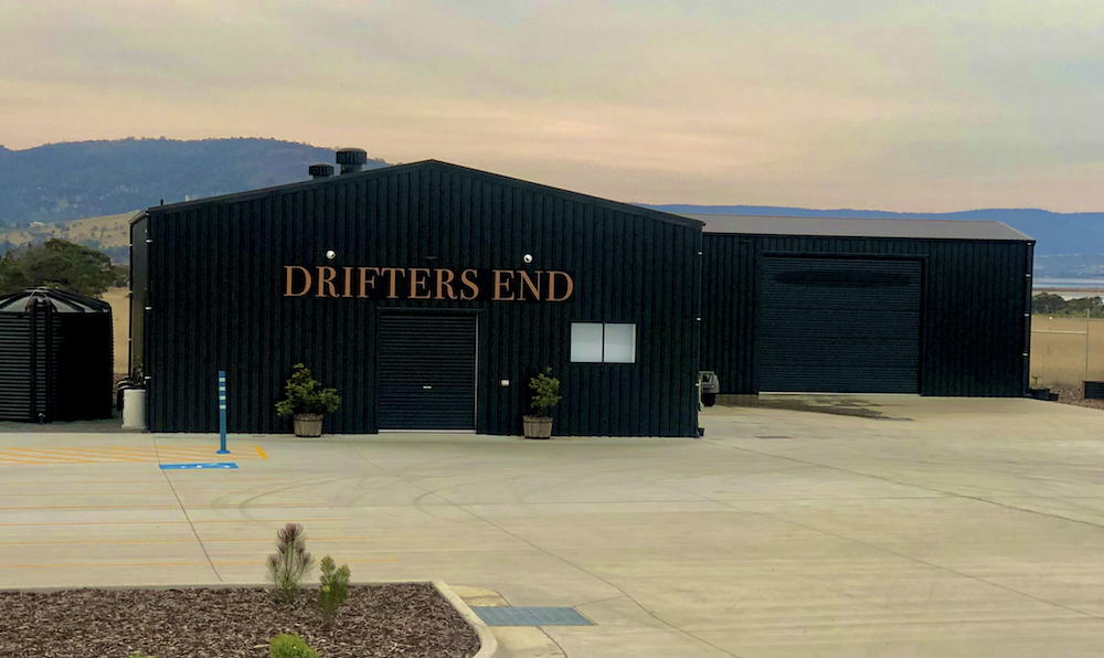 Drifters End Distilling Company | 4 Cessna way, Cambridge TAS 7170, Australia | Phone: 0459 824 965