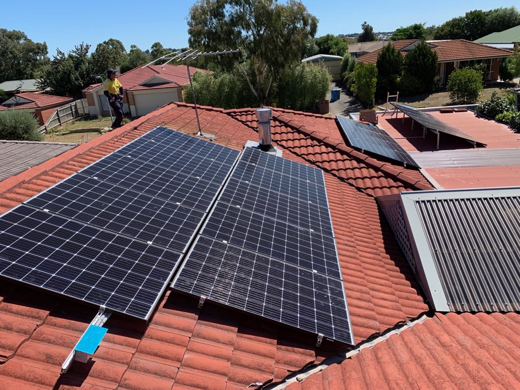 Green & Gold Solar Australia Pty Ltd | 11/7-9 Progress Cct, Prestons NSW 2170, Australia | Phone: (02) 9608 9227