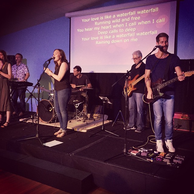 The Link Church | church | 1525 Pittwater Rd, North Narrabeen NSW 2101, Australia | 0299990475 OR +61 2 9999 0475