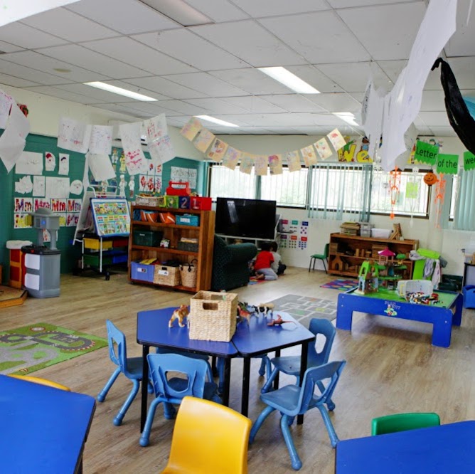 Kids Clubhouse Learn and Play Centre | school | 4 Fredrick Street, Boronia Heights QLD 4124, Australia | 0738004022 OR +61 7 3800 4022