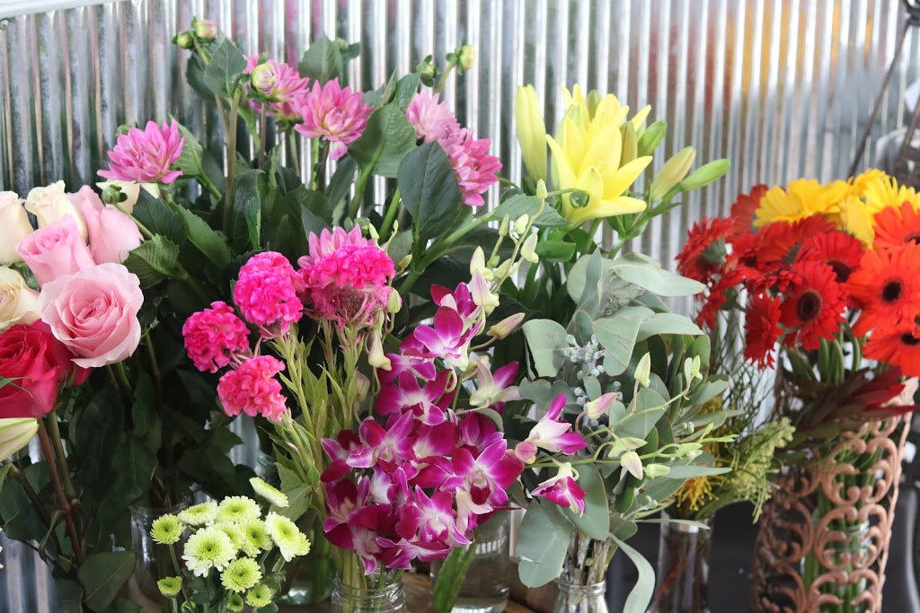 Beks Bloomz | florist | 15 Bladwell Pl, Run-O-Waters NSW 2580, Australia | 0413267488 OR +61 413 267 488