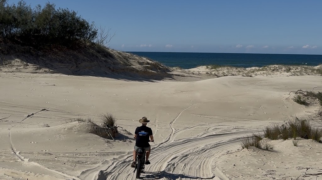 South Stradbroke Island Safaris | Tipplers Rd, South Stradbroke QLD 4216, Australia | Phone: 0499 210 021