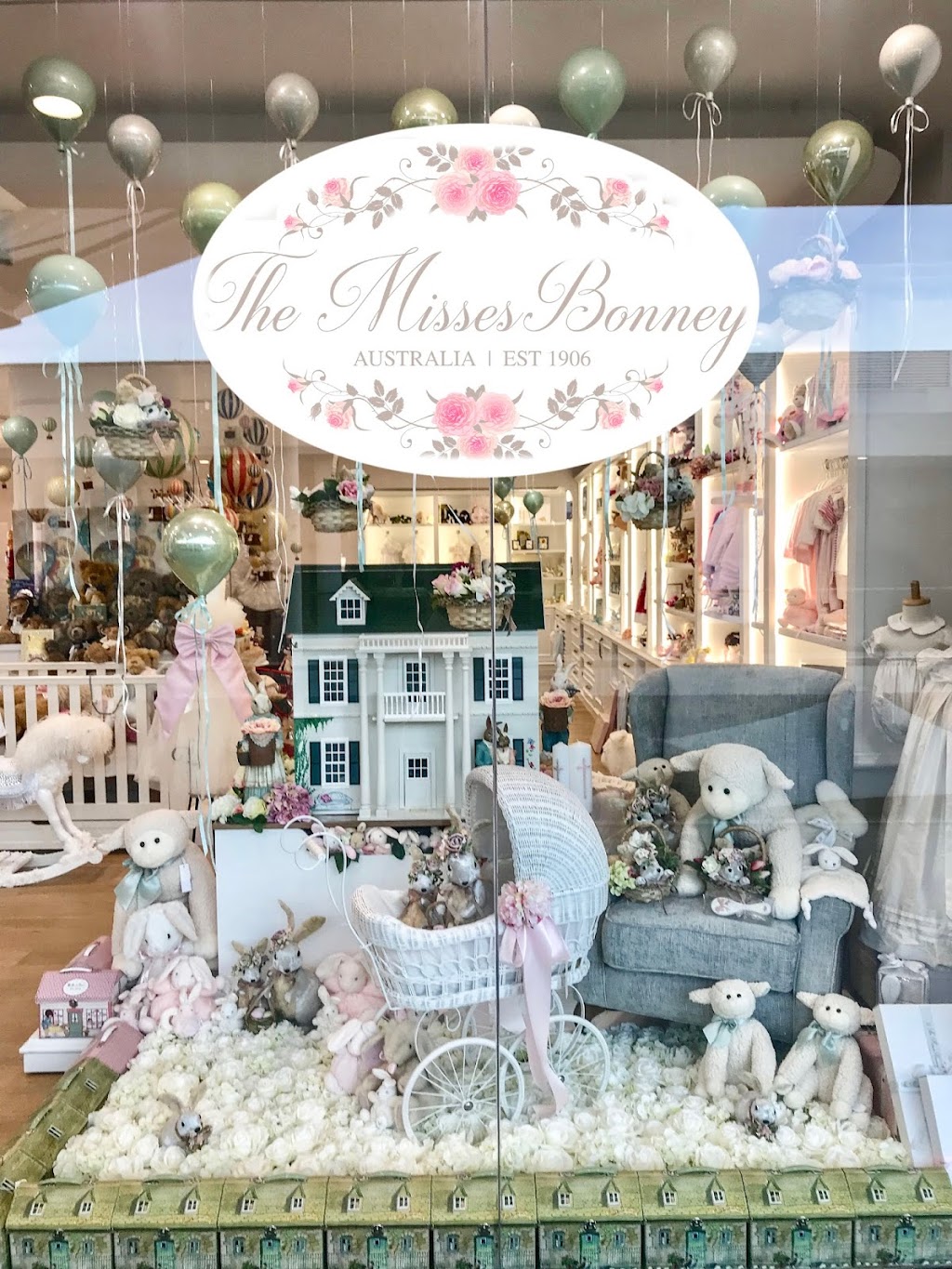 The Misses Bonney Australia | Shop 46, Marina Mirage, 74 Seaworld Dr, Main Beach QLD 4217, Australia | Phone: (07) 5528 0323