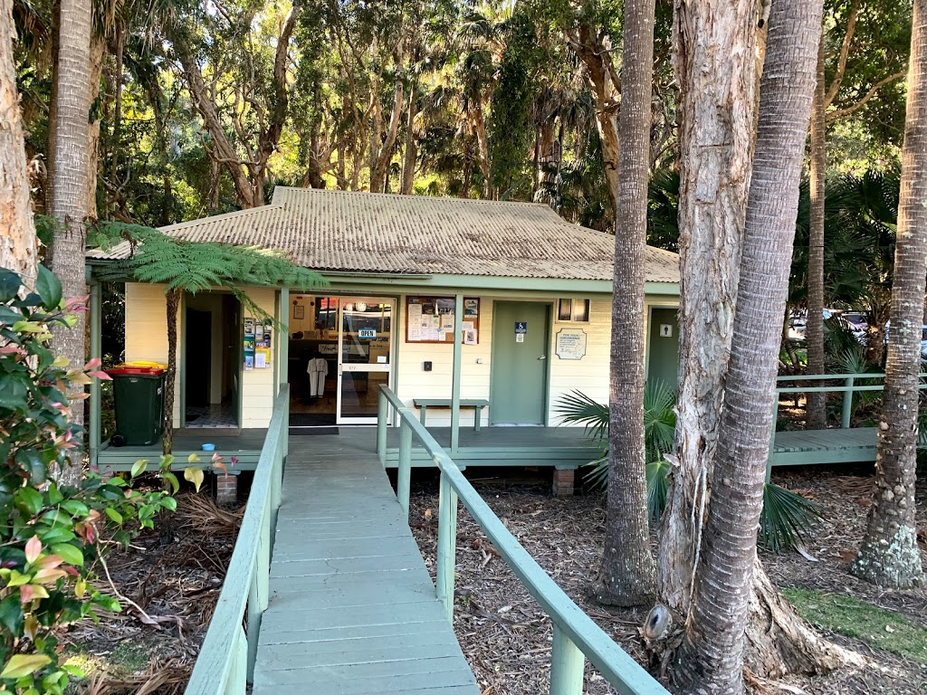 Pacific Palms Visitor Information Centre | travel agency | 190 Boomerang Dr, Blueys Beach NSW 2428, Australia | 0265540123 OR +61 2 6554 0123