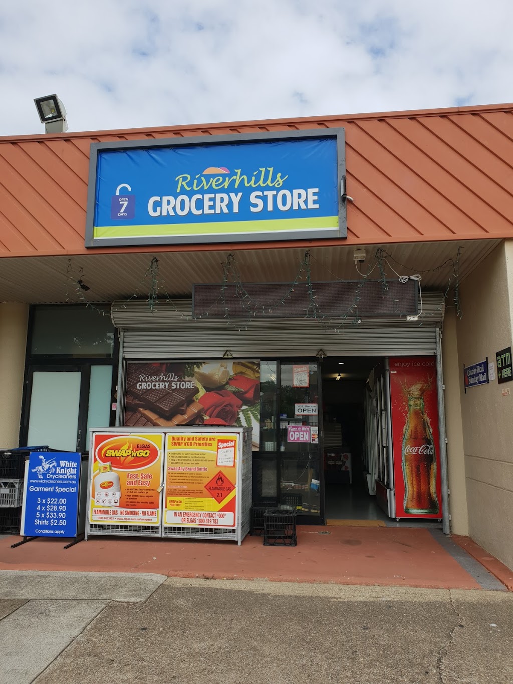 Riverhills Grocery Store(GIA) | shop12/20 Bogong St, Riverhills QLD 4074, Australia | Phone: (07) 3150 9337