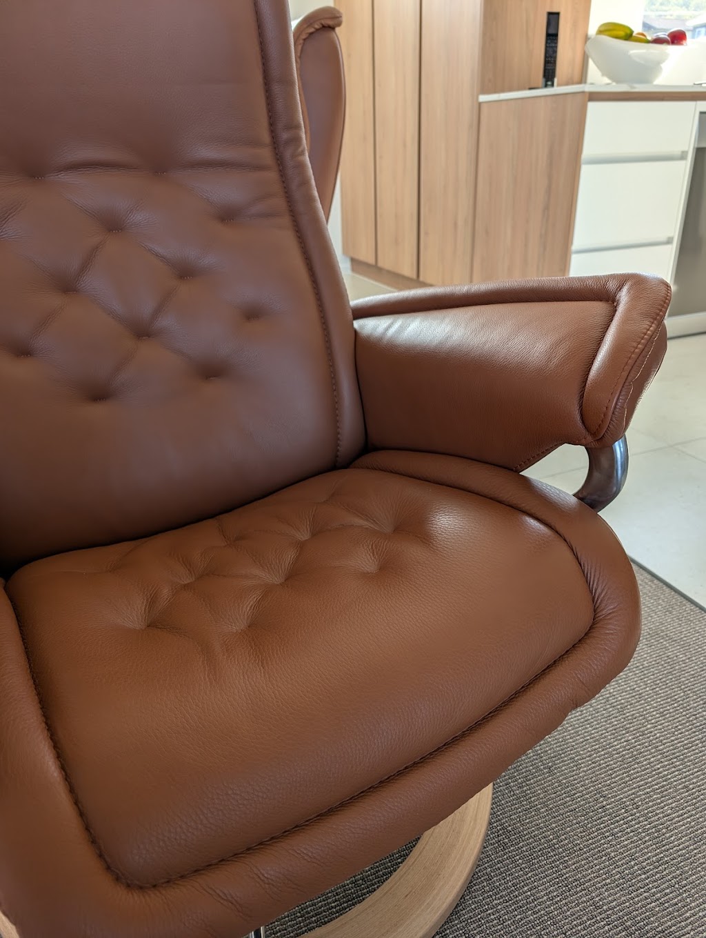 Leather Furniture Repairs | 1/9 Staff Rd, Electrona TAS 7054, Australia | Phone: 0406 709 990