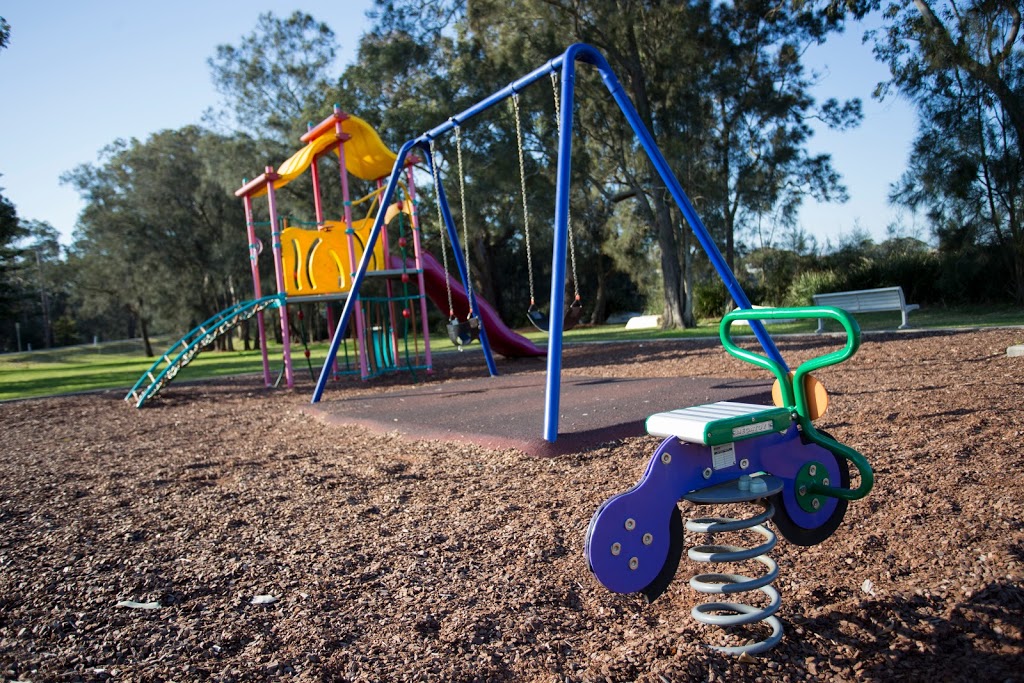 Wangi Wangi Foreshore Reserve Playground | Market St, Wangi Wangi NSW 2267, Australia | Phone: (02) 4921 0333