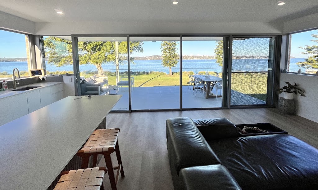 Unique Solutions Building | Bennett St, Redhead NSW 2290, Australia | Phone: 0431 978 508