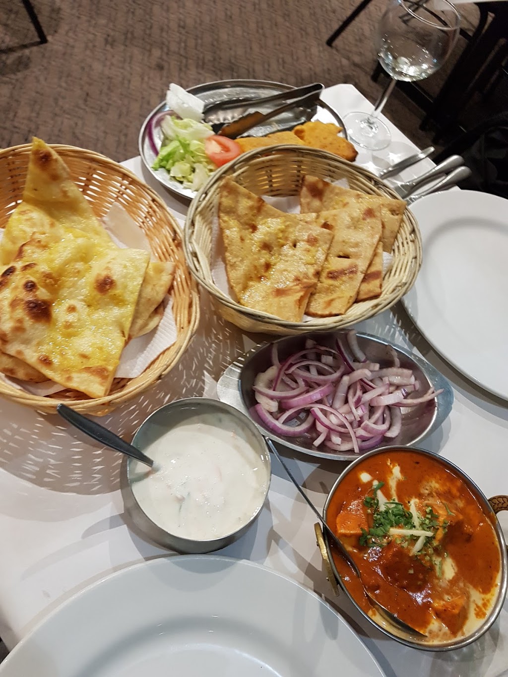 Taj Tandoori Indian Restaurant | restaurant | 9/1-7 Belgrave-Hallam Rd, Hallam VIC 3803, Australia | 0397023555 OR +61 3 9702 3555