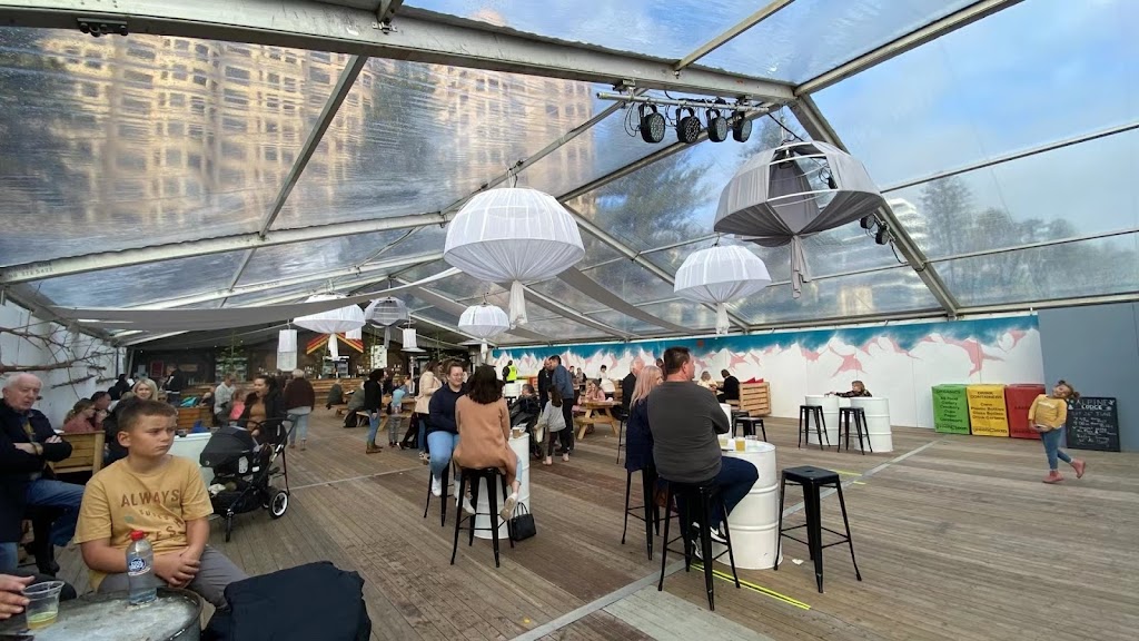 Roberta’s Italian Winter Diner | Glenelg Foreshore, Adelaide AU-SA 5000, Australia | Phone: 0421 796 281